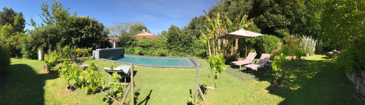 Le Pain De Lune Gite Et Chambre D'Hotes Avec Piscine Bourg-sur-Gironde Zewnętrze zdjęcie