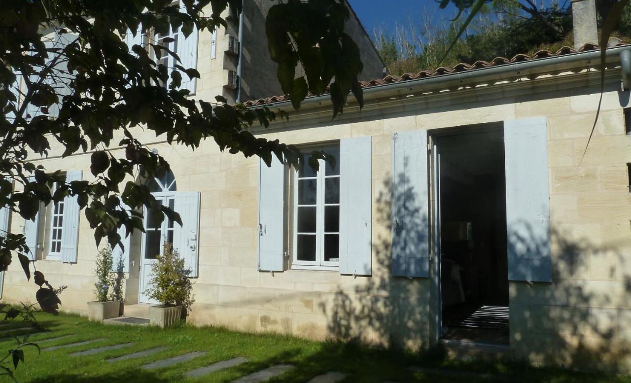 Le Pain De Lune Gite Et Chambre D'Hotes Avec Piscine Bourg-sur-Gironde Zewnętrze zdjęcie