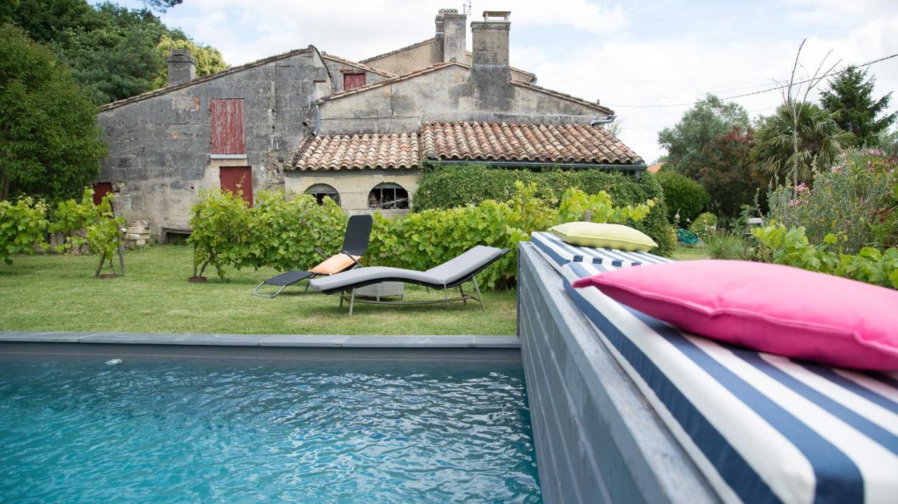 Le Pain De Lune Gite Et Chambre D'Hotes Avec Piscine Bourg-sur-Gironde Zewnętrze zdjęcie